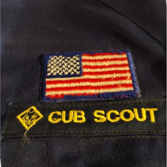 Boys Youth Vintage 1980's Cub Scout BSA Long Sleeve Uniform Shirt W/ Patches! - Picture 8 of 16